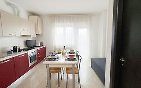 Esperia Apartment